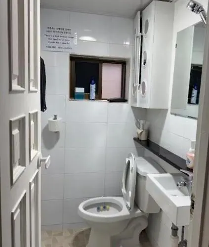3rooms, 5min Walk From Station